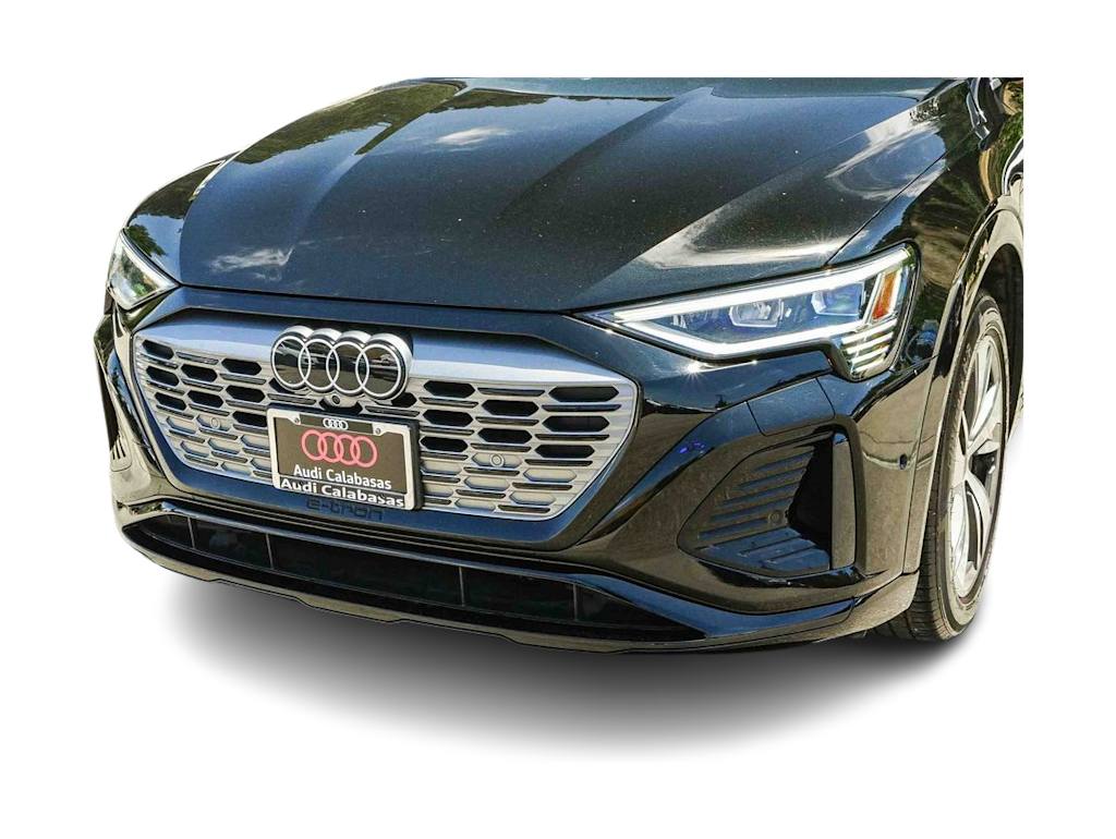 Thumbnail: 2024 Audi Q8 e-tron - 20