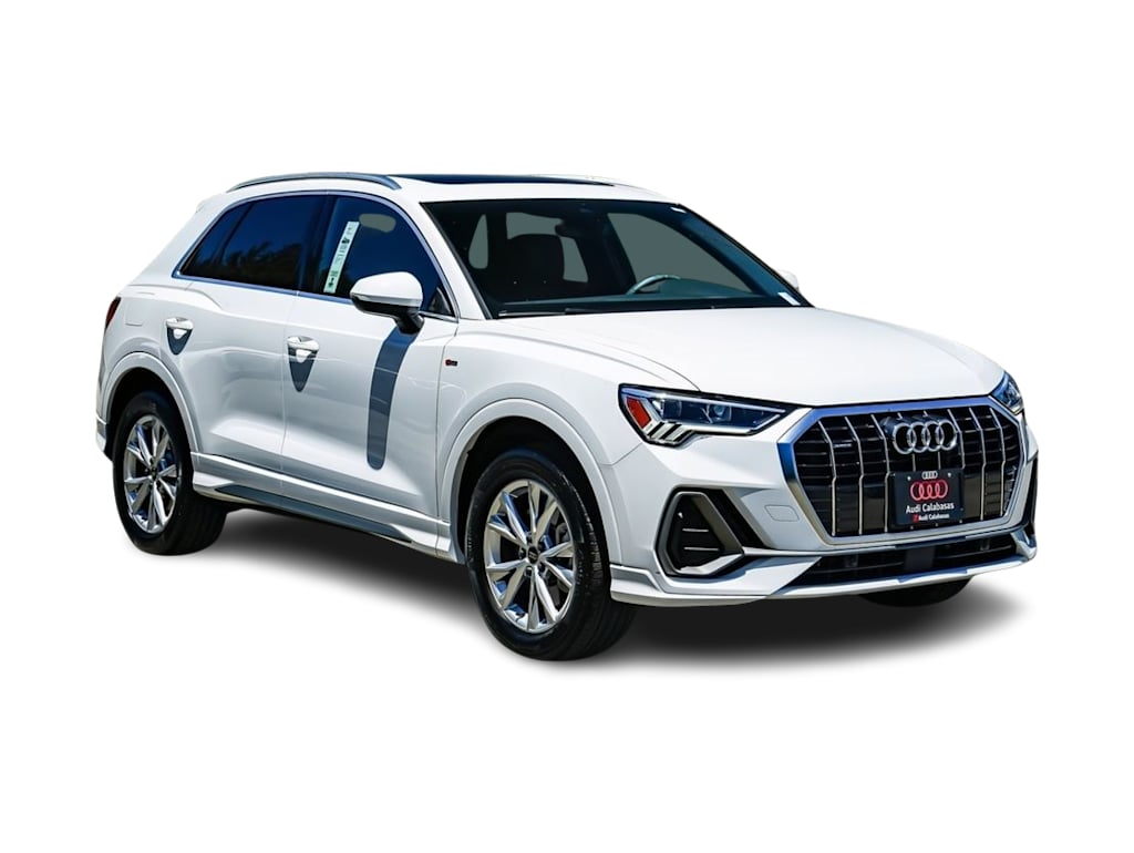 Thumbnail: 2023 Audi Q3 - 18