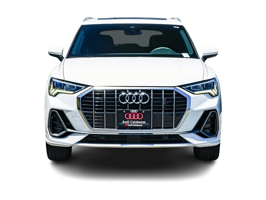 Thumbnail: 2023 Audi Q3 - 5