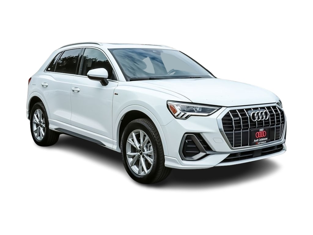 Thumbnail: 2023 Audi Q3 - 18