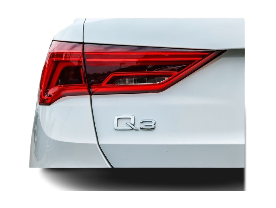 Thumbnail: 2023 Audi Q3 - 4
