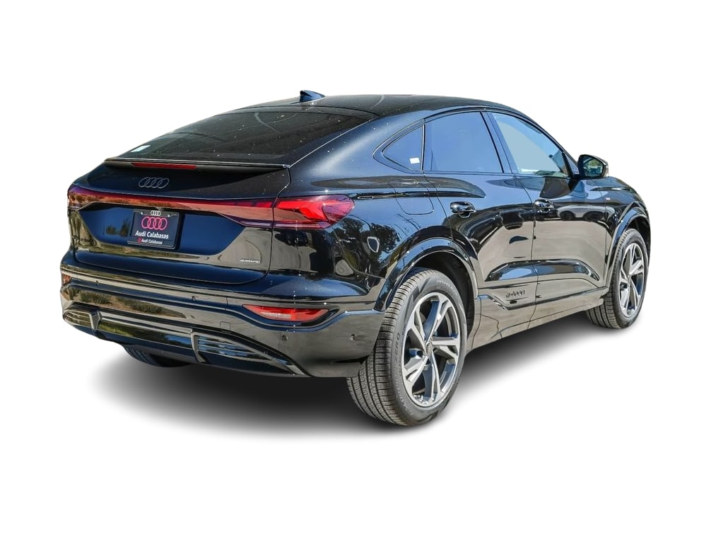 Thumbnail: 2027 Audi Q6 e-tron - 15
