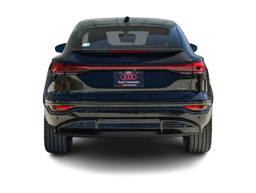 Thumbnail: 2027 Audi Q6 e-tron - 4