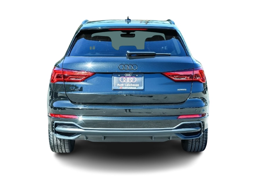 Thumbnail: 2024 Audi Q3 - 4