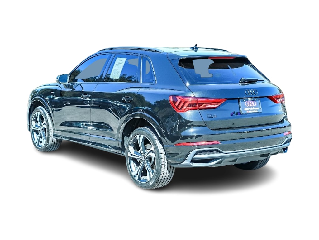 Thumbnail: 2024 Audi Q3 - 3