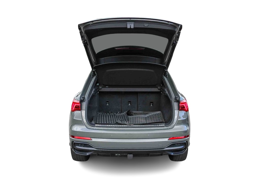 Thumbnail: 2022 Audi Q3 - 15