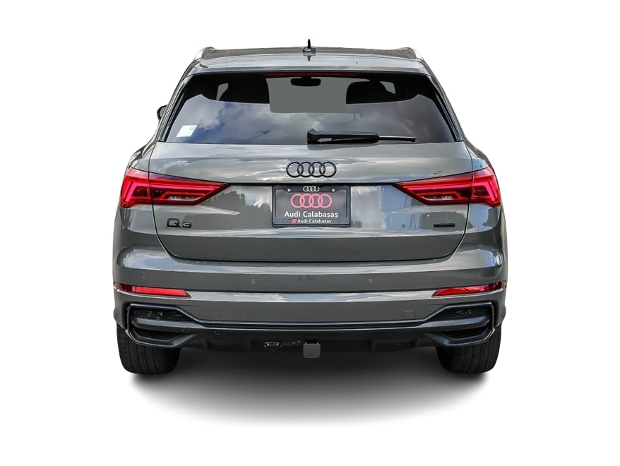 Thumbnail: 2022 Audi Q3 - 4