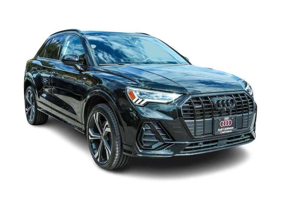 Thumbnail: 2023 Audi Q3 - 19