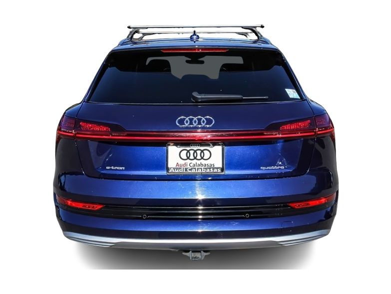 Thumbnail: 2022 Audi e-tron - 4