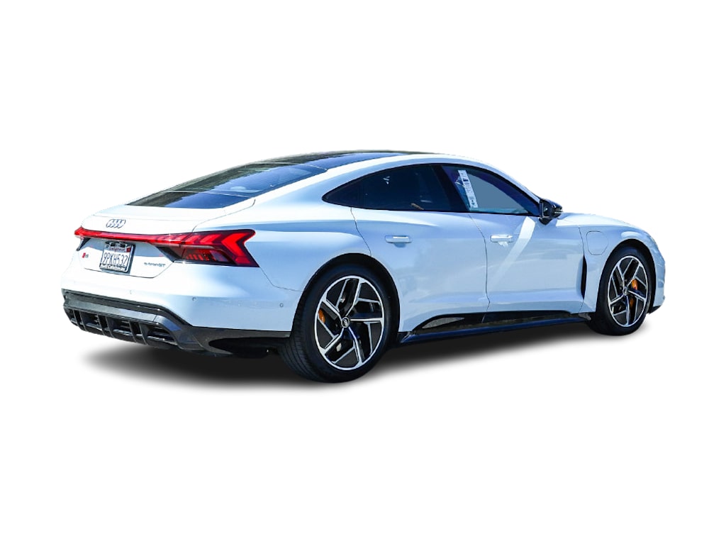 Thumbnail: 2023 Audi e-tron GT - 16