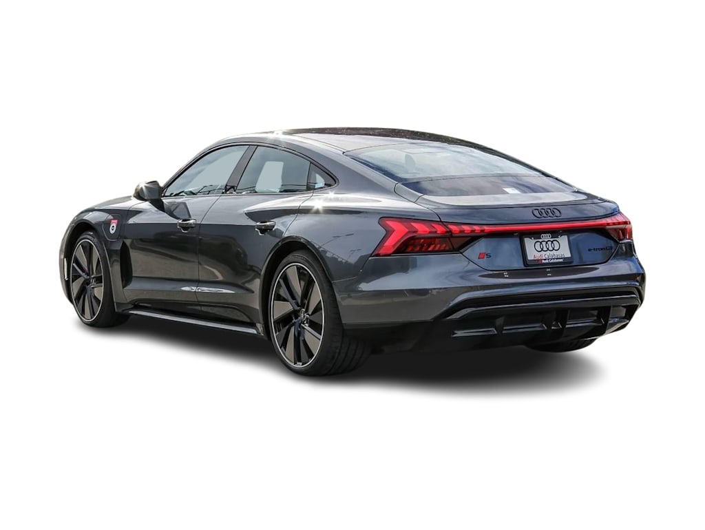 Thumbnail: 2026 Audi e-tron GT - 3