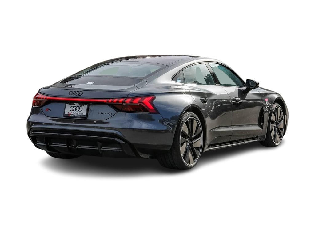 Thumbnail: 2026 Audi e-tron GT - 16