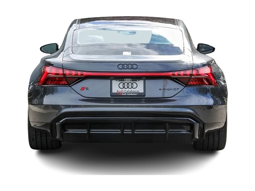 Thumbnail: 2026 Audi e-tron GT - 4
