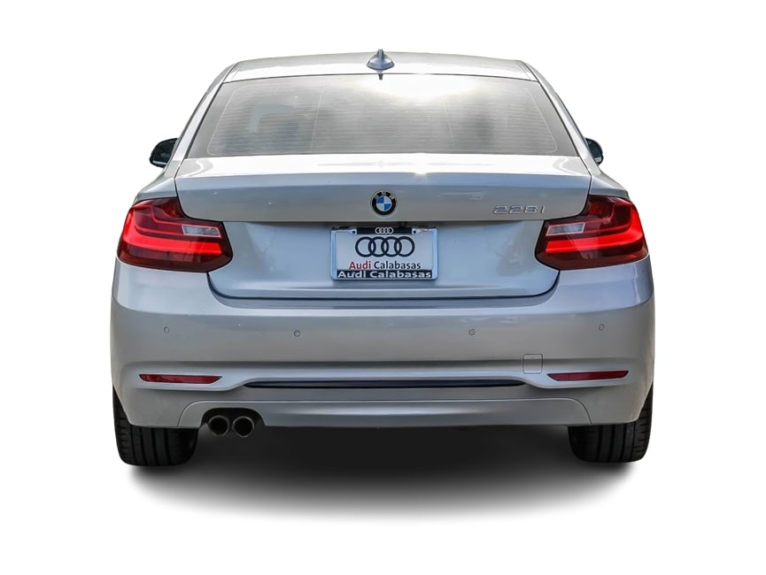 Thumbnail: 2016 BMW 2 Series - 4