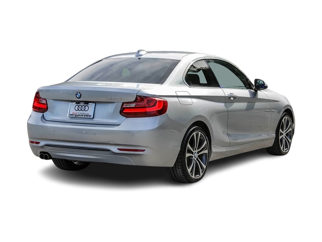 Thumbnail: 2016 BMW 2 Series - 17
