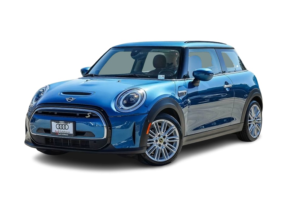 Used 2024 MINI Hardtop 2 Door SE with VIN WMW13DJ00R2U85398 for sale in West Allis, WI