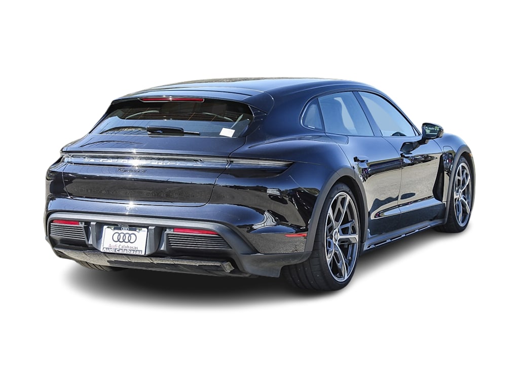 2022 Porsche Taycan Turbo S 17