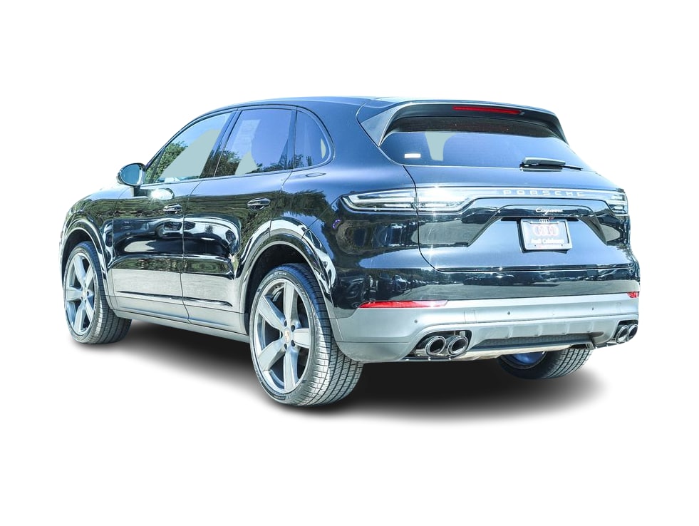 Thumbnail: 2023 Porsche Cayenne - 3