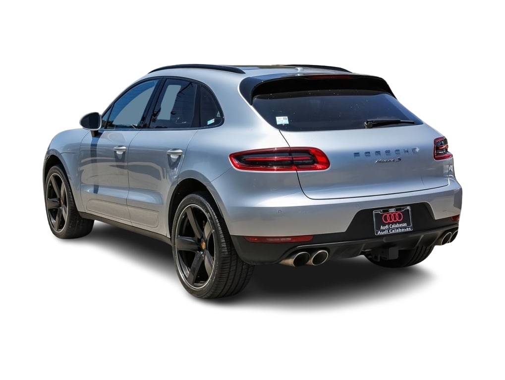 Thumbnail: 2018 Porsche Macan - 3