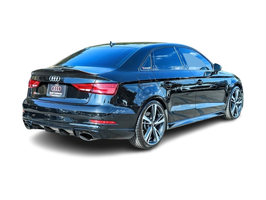 Thumbnail: 2018 Audi RS 3 - 17