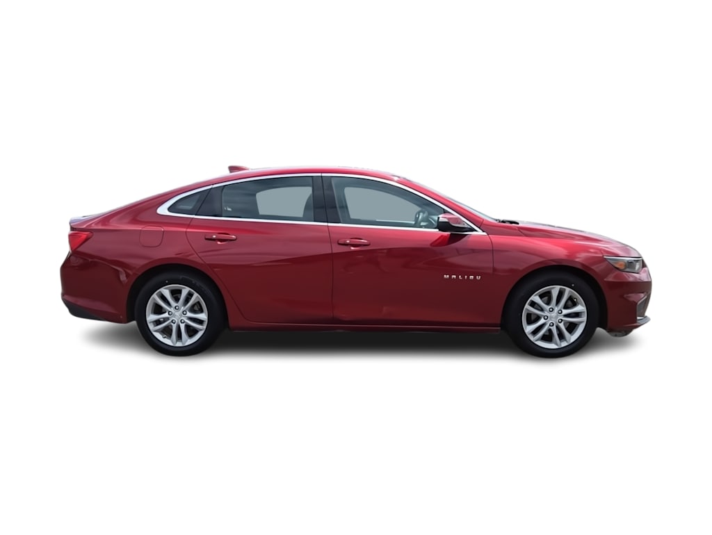 Thumbnail: 2017 Chevrolet Malibu - 21