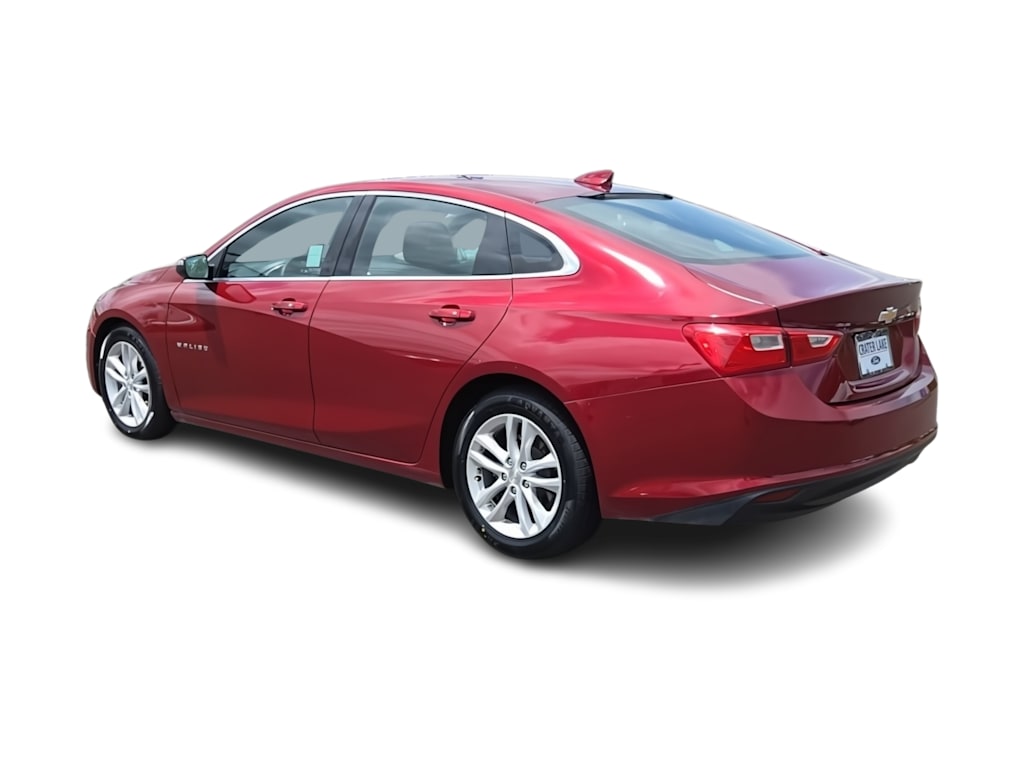 Thumbnail: 2017 Chevrolet Malibu - 4