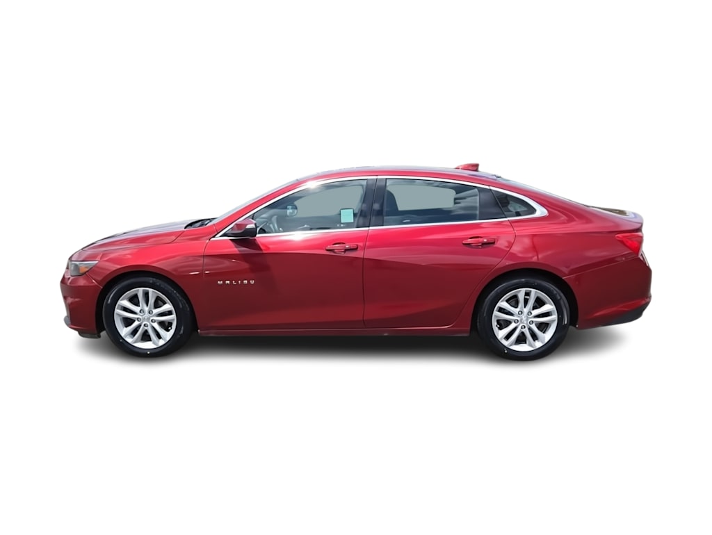 Thumbnail: 2017 Chevrolet Malibu - 3