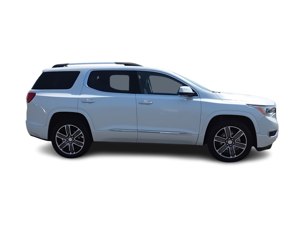 Thumbnail: 2017 GMC Acadia - 23