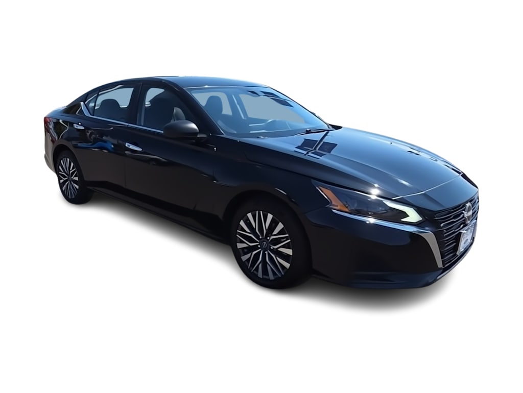 Thumbnail: 2024 Nissan Altima - 20