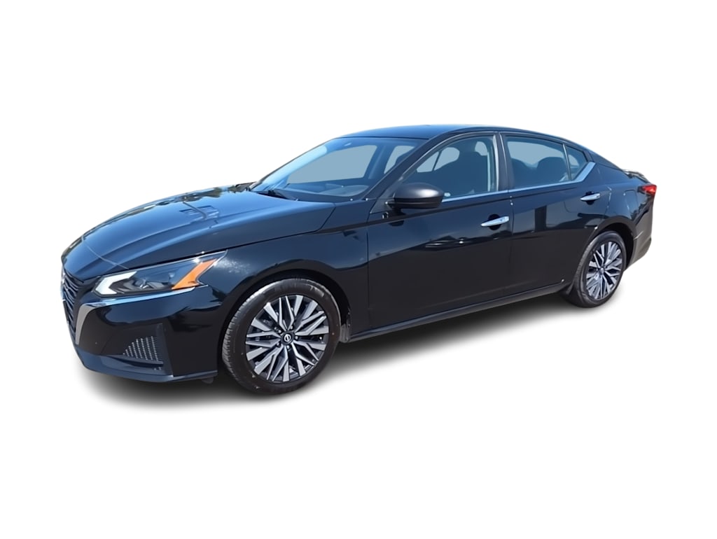 Thumbnail: 2024 Nissan Altima - 3