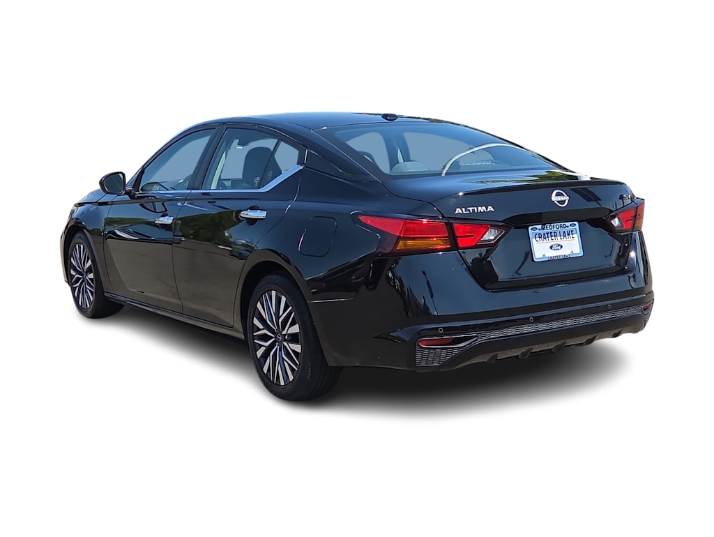 Thumbnail: 2024 Nissan Altima - 25