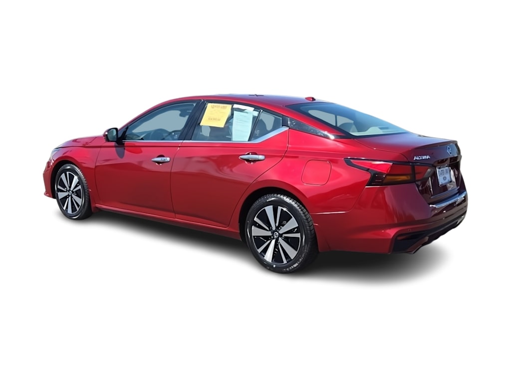 Thumbnail: 2022 Nissan Altima - 4