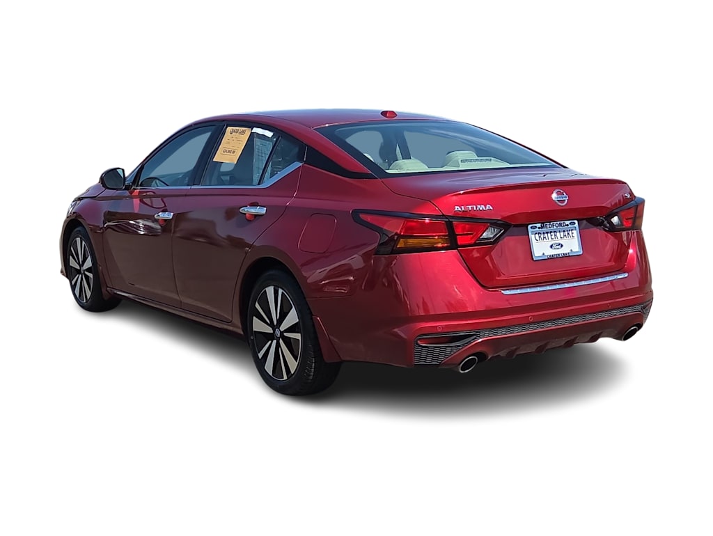 Thumbnail: 2022 Nissan Altima - 21