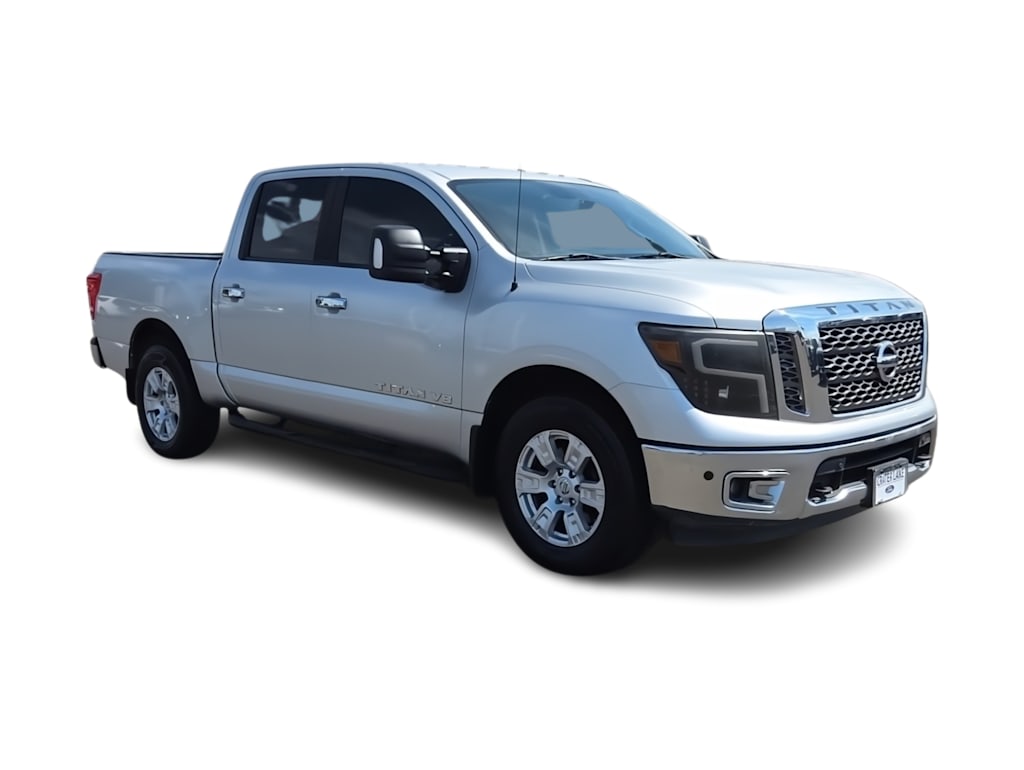 Thumbnail: 2018 Nissan Titan - 18