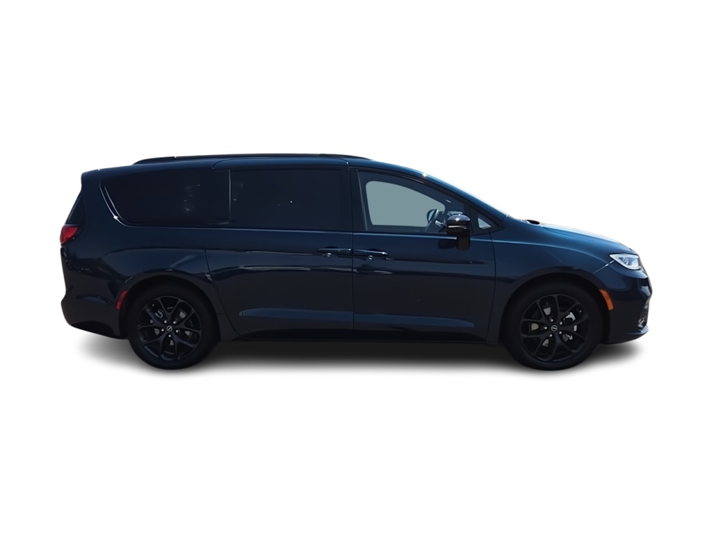 Thumbnail: 2025 Chrysler Pacifica - 20