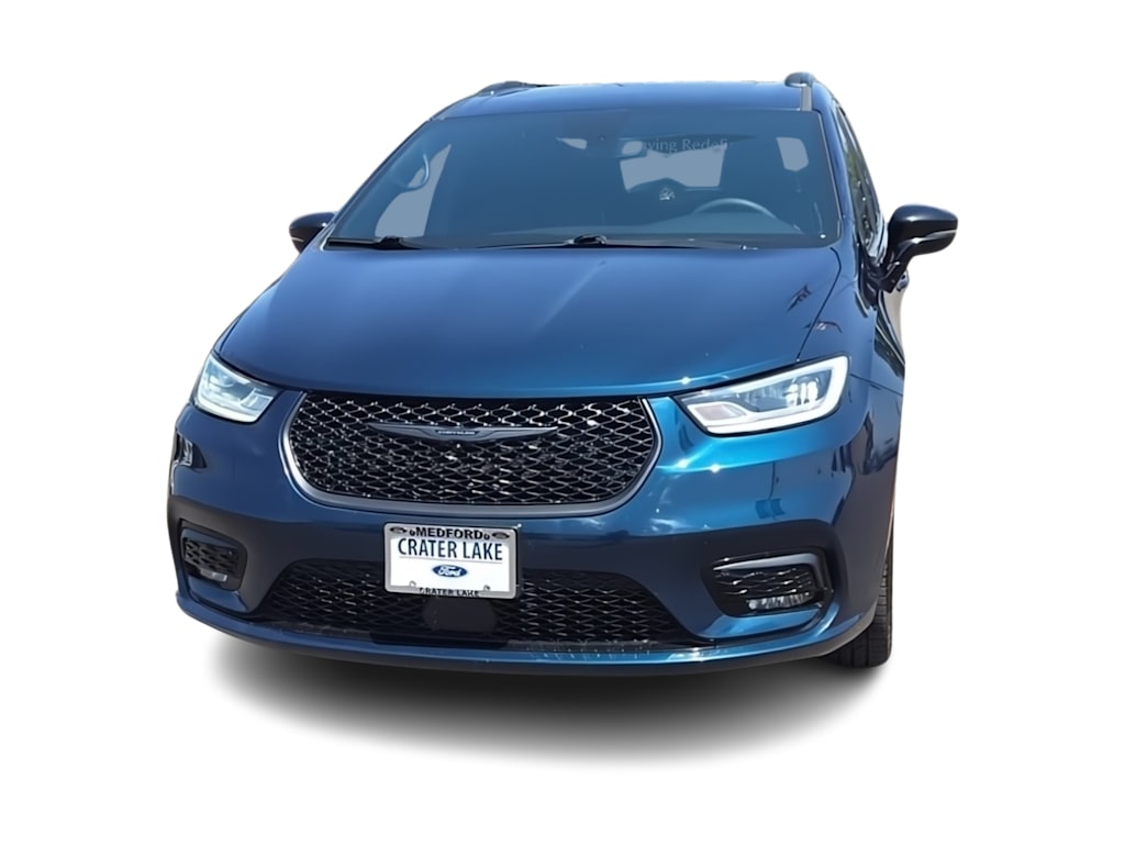 Thumbnail: 2025 Chrysler Pacifica - 6