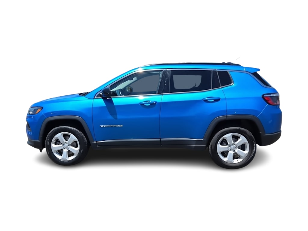 Thumbnail: 2022 Jeep Compass - 3