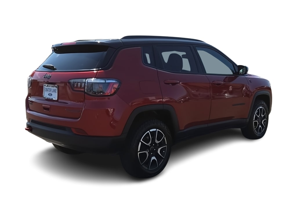 Thumbnail: 2025 Jeep Compass - 21