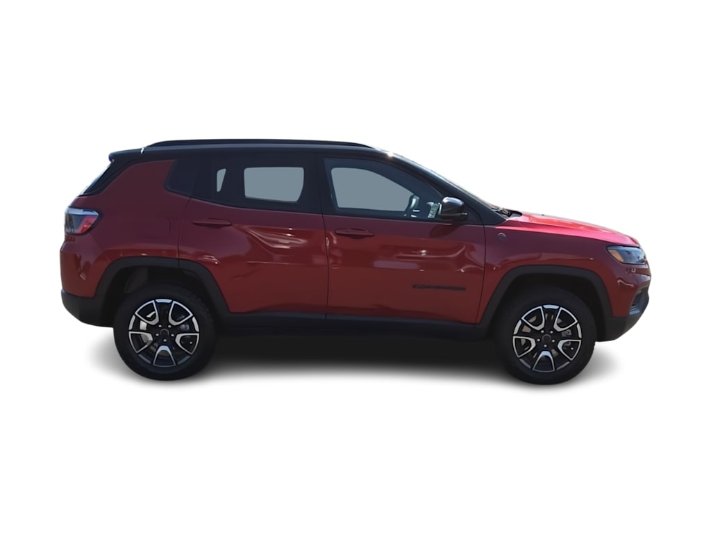 Thumbnail: 2025 Jeep Compass - 22