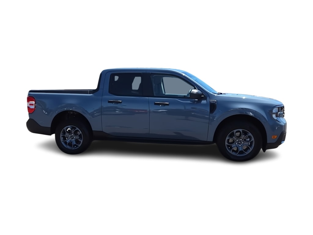 Thumbnail: 2025 Ford Maverick - 21