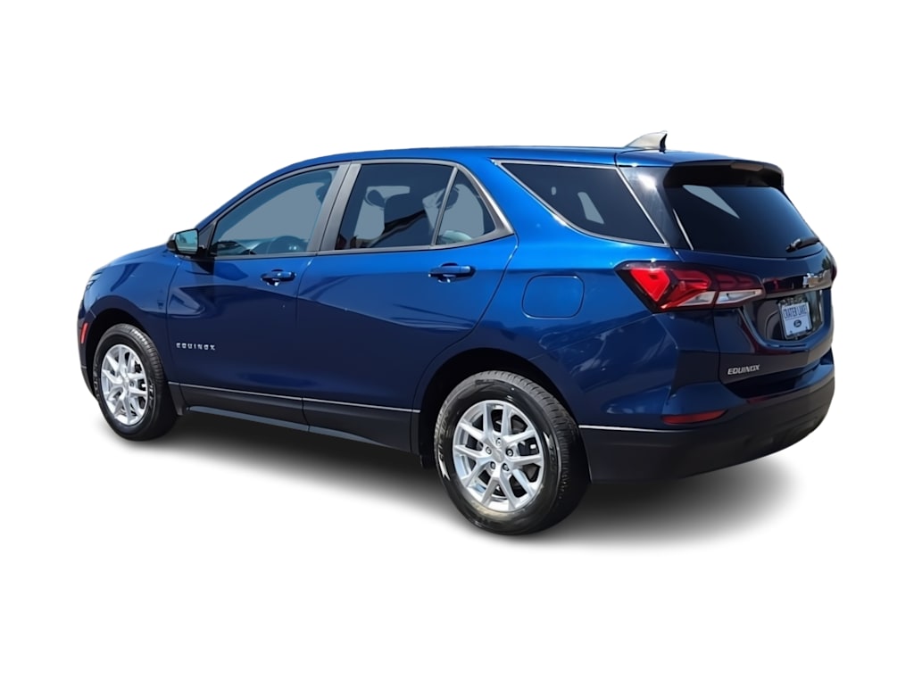 Thumbnail: 2022 Chevrolet Equinox - 4