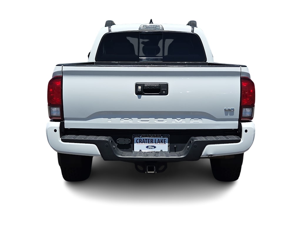 Thumbnail: 2018 Toyota Tacoma - 5
