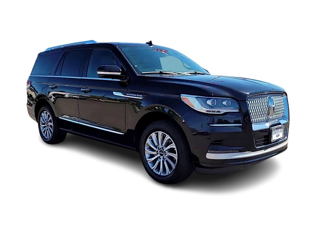 2022 Lincoln Navigator Standard 19