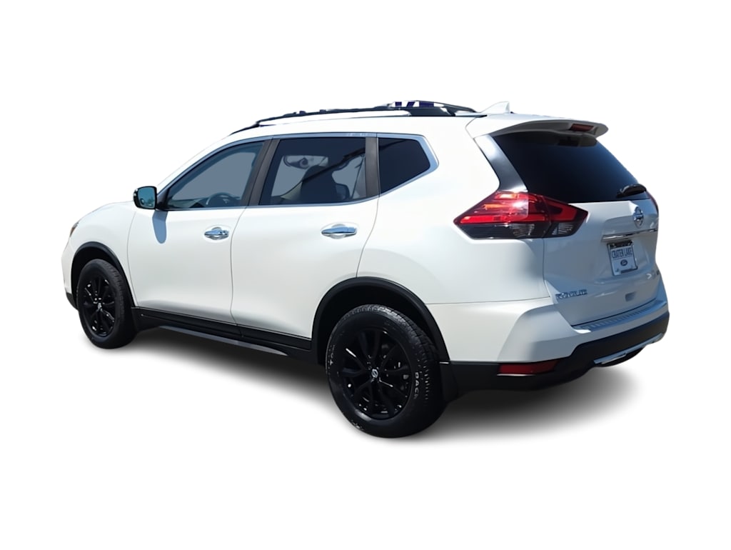 Thumbnail: 2017 Nissan Rogue - 4