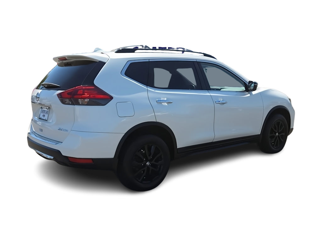 Thumbnail: 2017 Nissan Rogue - 22