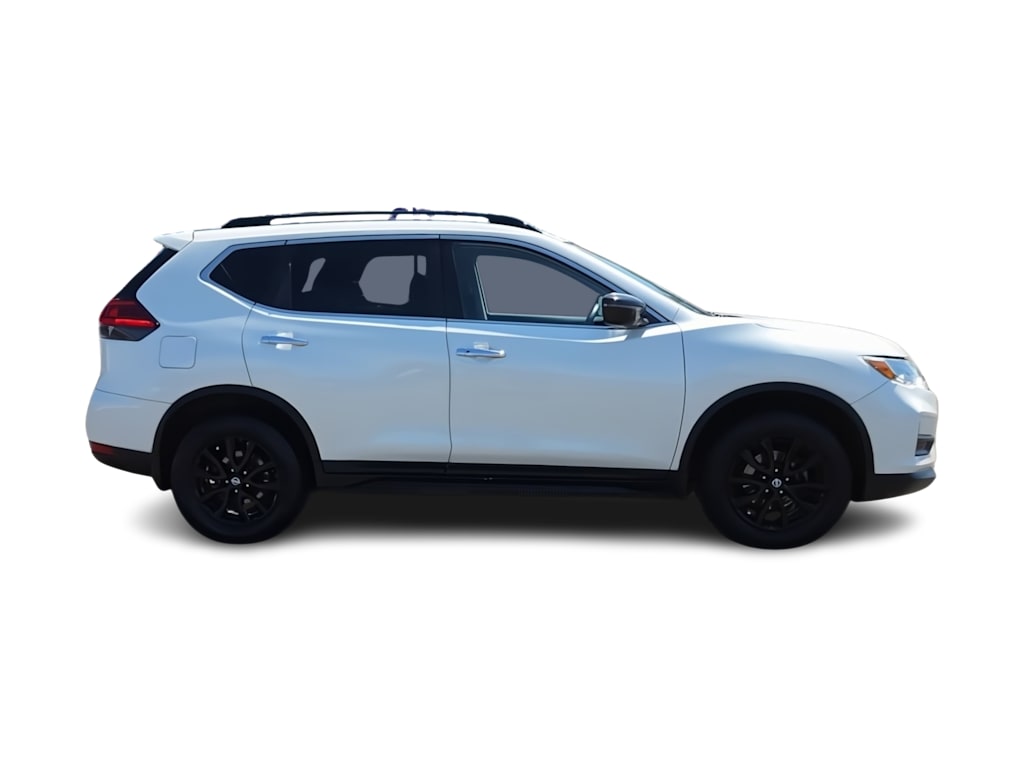 Thumbnail: 2017 Nissan Rogue - 23