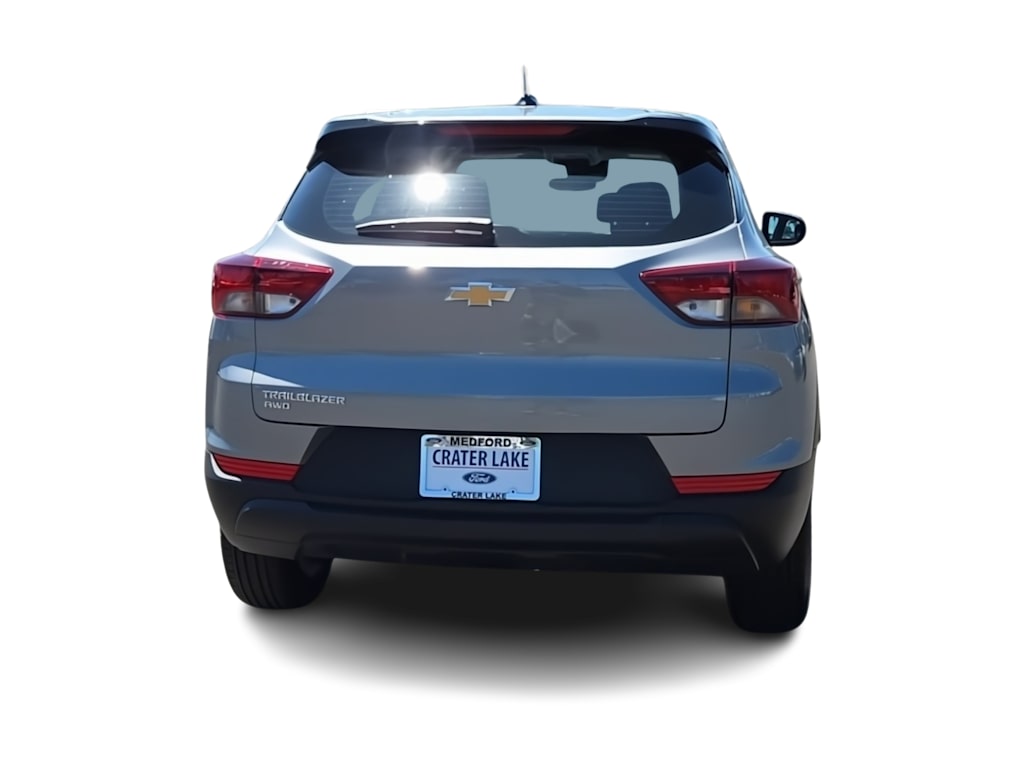 Thumbnail: 2026 Chevrolet TrailBlazer - 5