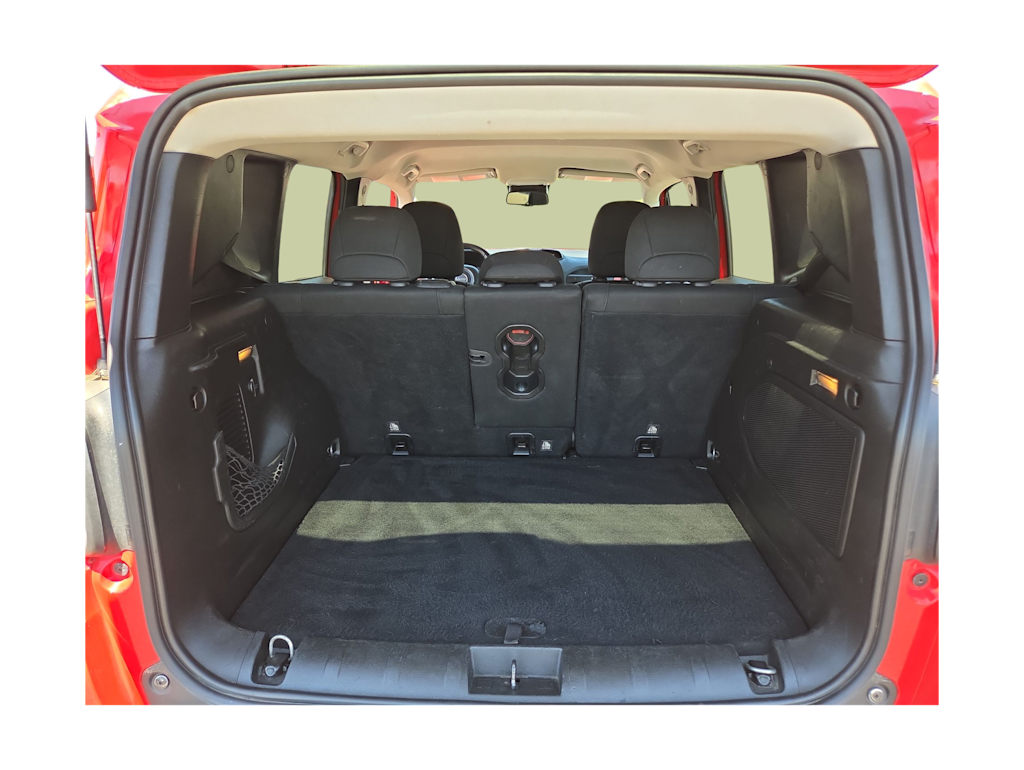 Thumbnail: 2017 Jeep Renegade - 16