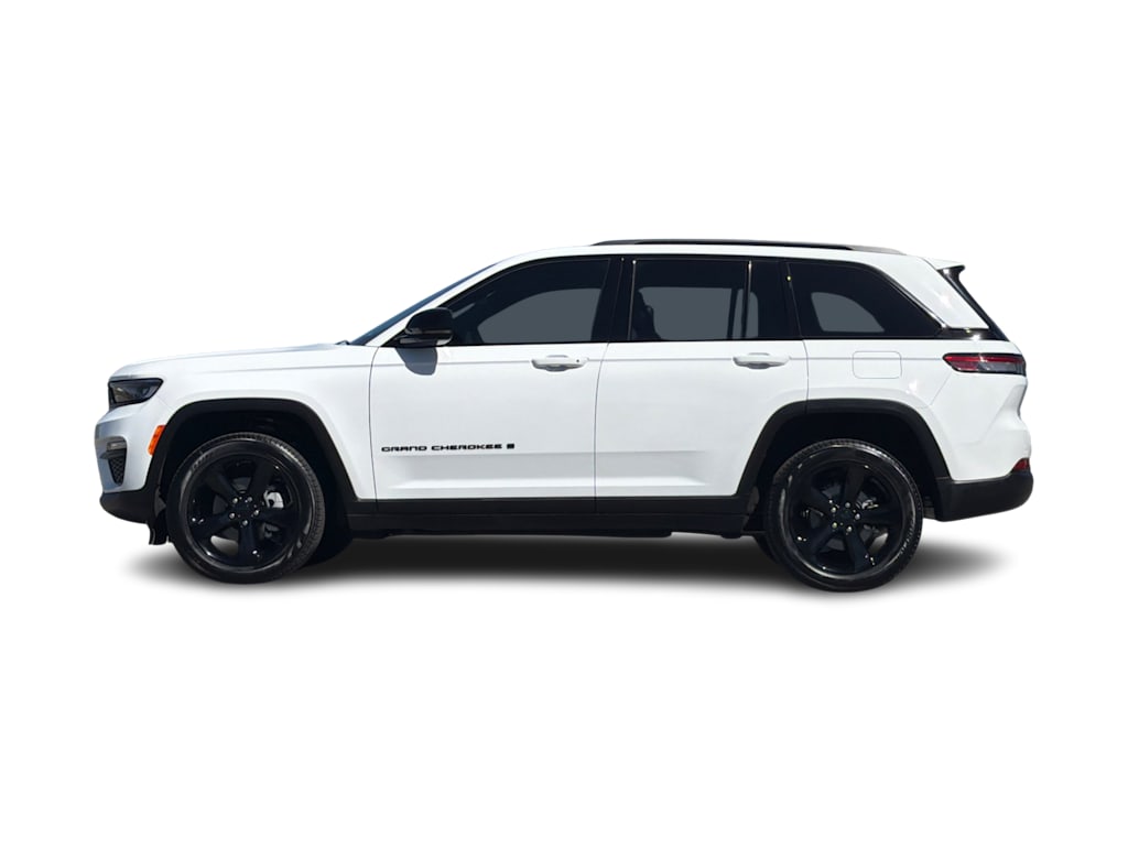 Thumbnail: 2025 Jeep Grand Cherokee - 3