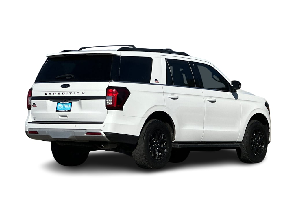Thumbnail: 2022 Ford Expedition - 17